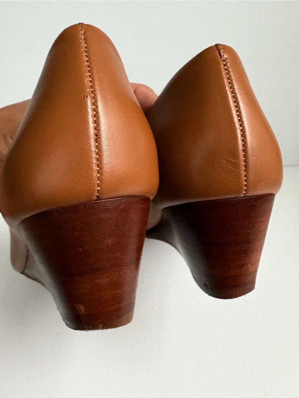 Tory Burch Mini Miller Wedge Pumps cognac color Size 9.5 M /EUC